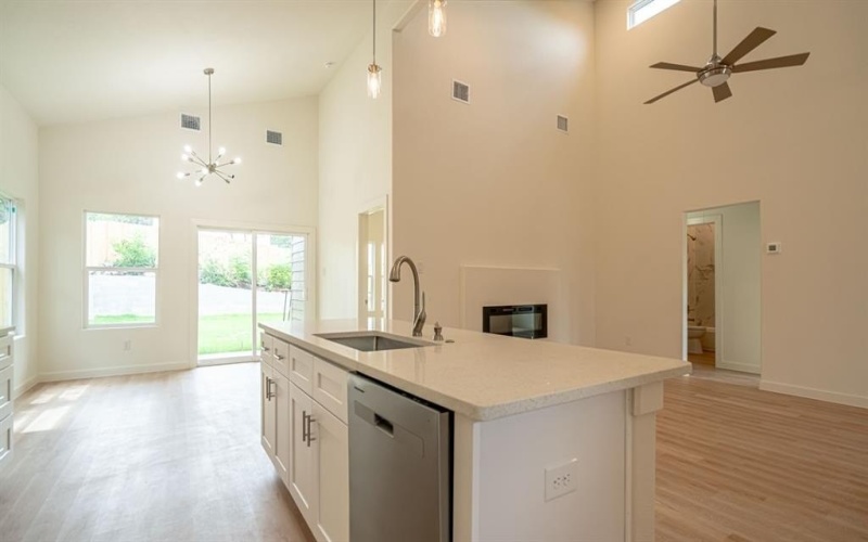 916 Colorado River Drive, Granbury, TX 76048, 2 Habitaciones Habitaciones , ,2 BañosBaños,Residential,En Venta,916 Colorado River Drive,20995289