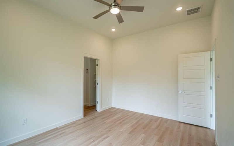 916 Colorado River Drive, Granbury, TX 76048, 2 Habitaciones Habitaciones , ,2 BañosBaños,Residential,En Venta,916 Colorado River Drive,20995289