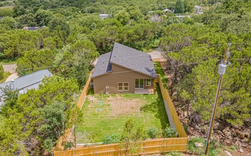 916 Colorado River Drive, Granbury, TX 76048, 2 Habitaciones Habitaciones , ,2 BañosBaños,Residential,En Venta,916 Colorado River Drive,20995289