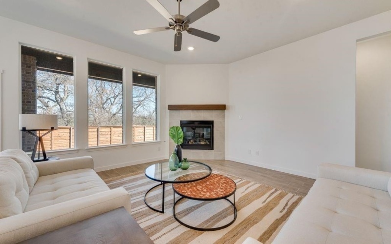 3908 Falcon Field Drive, Mesquite, TX 75181, 4 Bedrooms Bedrooms, ,3 BathroomsBathrooms,Residential,For Sale,3908 Falcon Field Drive,20995297