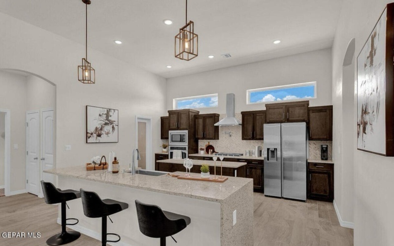 111 Lincoln Street, Sunland Park, NM 88063, 5 Habitaciones Habitaciones , ,2 BañosBaños,Residential,En Venta,111 Lincoln Street,905435