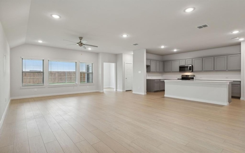 2524 Awensa Drive, Fort Worth, TX 76179, 4 Habitaciones Habitaciones , ,3 BañosBaños,Residential,En Venta,2524 Awensa Drive,20995427
