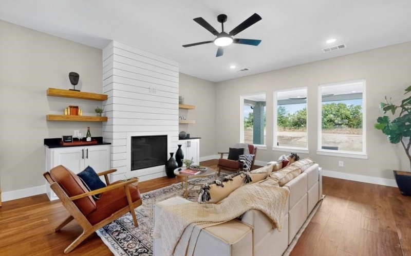 4158 Southern Oaks Drive, Royse City, TX 75189, 4 Habitaciones Habitaciones , ,5 BañosBaños,Residential,En Venta,4158 Southern Oaks Drive,20995522