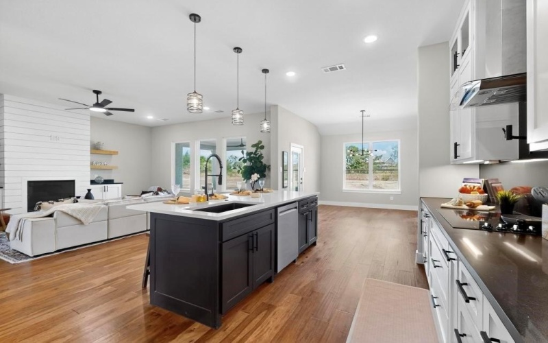 4158 Southern Oaks Drive, Royse City, TX 75189, 4 Habitaciones Habitaciones , ,5 BañosBaños,Residential,En Venta,4158 Southern Oaks Drive,20995522