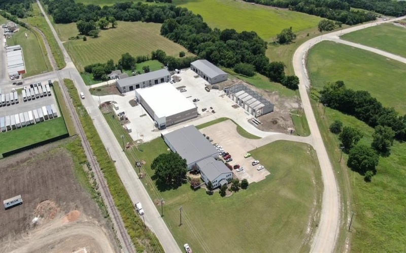 304 Progress Drive #B, Sherman, TX 75092, ,Other,For Sale,304 Progress Drive,20995528