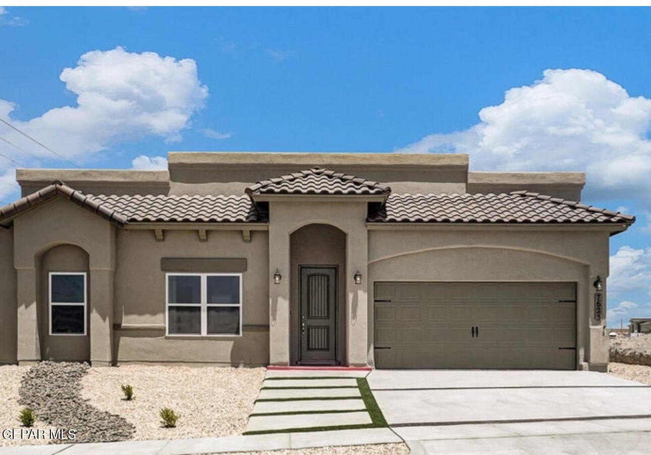 155 White Oaks Trail, Sunland Park, NM 88063, 5 Habitaciones Habitaciones , ,2 BañosBaños,Residential,En Venta,155 White Oaks Trail,905437