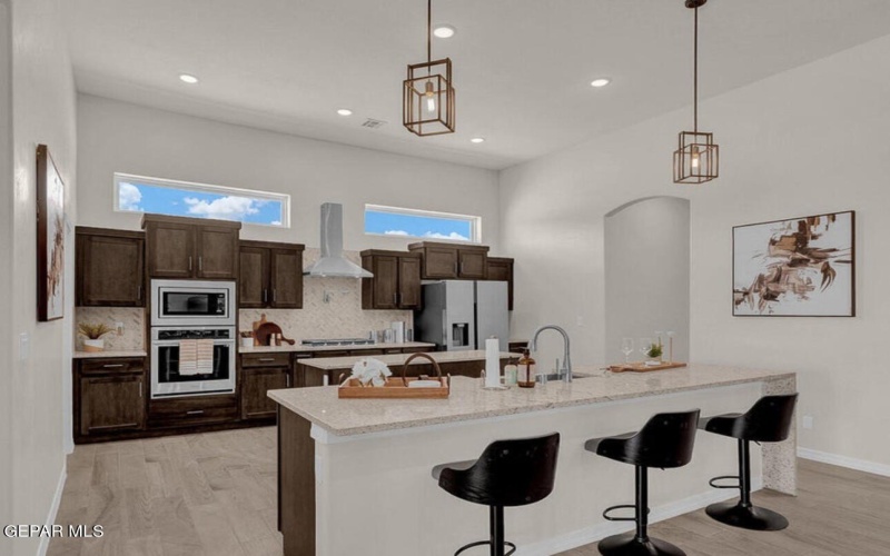 155 White Oaks Trail, Sunland Park, NM 88063, 5 Habitaciones Habitaciones , ,2 BañosBaños,Residential,En Venta,155 White Oaks Trail,905437