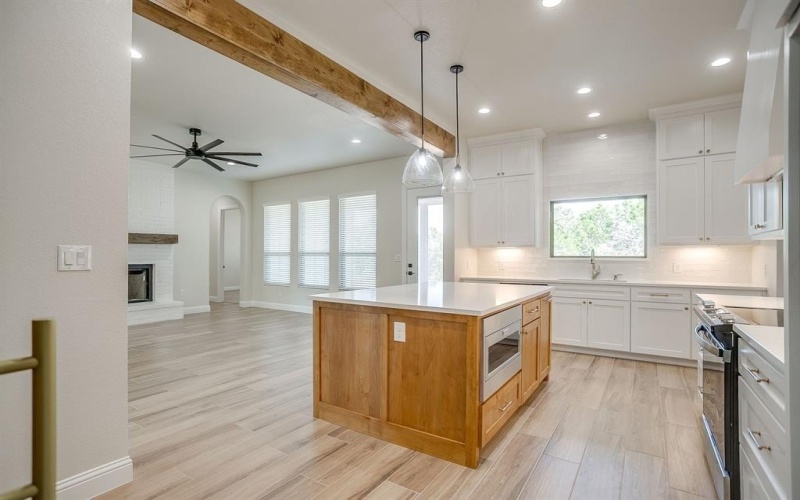 3347 N Lakeview Drive, Palo Pinto, TX 76484, 3 Habitaciones Habitaciones , ,2 BañosBaños,Residential,En Venta,3347 N Lakeview Drive,0,20995663