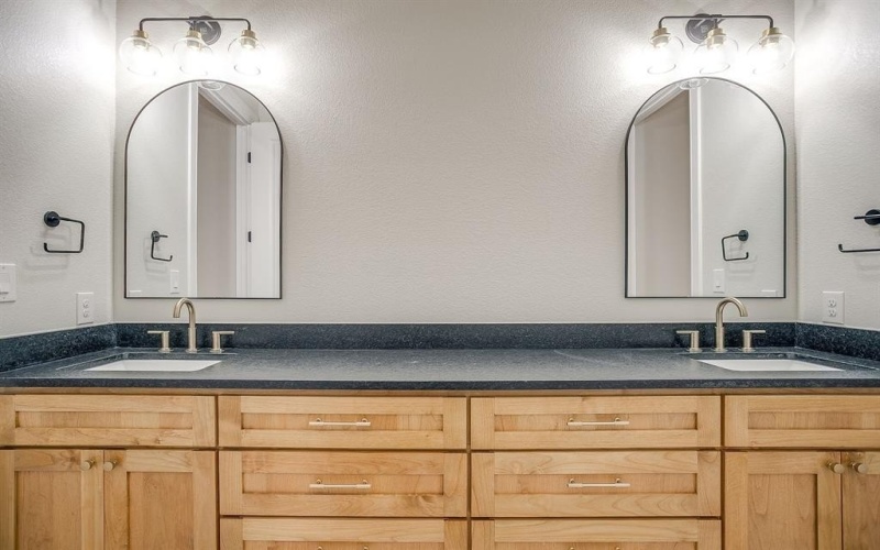 3347 N Lakeview Drive, Palo Pinto, TX 76484, 3 Habitaciones Habitaciones , ,2 BañosBaños,Residential,En Venta,3347 N Lakeview Drive,0,20995663