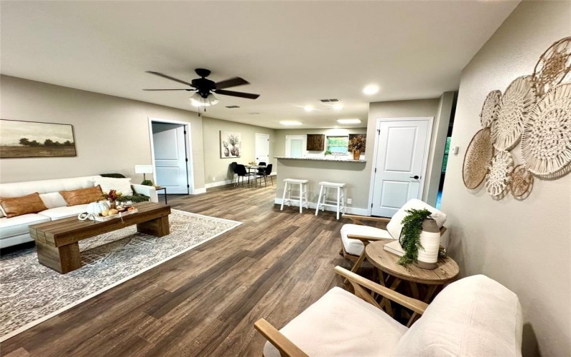 1215 Hulme Street, Bowie, TX 76230, 3 Bedrooms Bedrooms, ,2 BathroomsBathrooms,Residential,For Sale,1215 Hulme Street,0,20995666