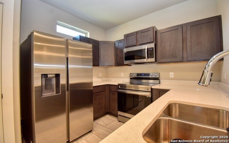 8311 Via Pisa, San Antonio, TX 78227, ,8 BathroomsBathrooms,Residential Multi Family,For Sale,8311 Via Pisa,1882643