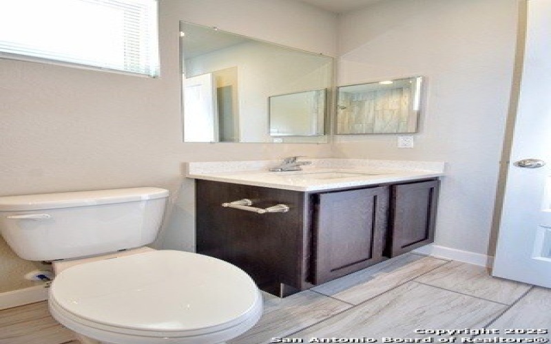 8311 Via Pisa, San Antonio, TX 78227, ,8 BathroomsBathrooms,Residential Multi Family,For Sale,8311 Via Pisa,1882643