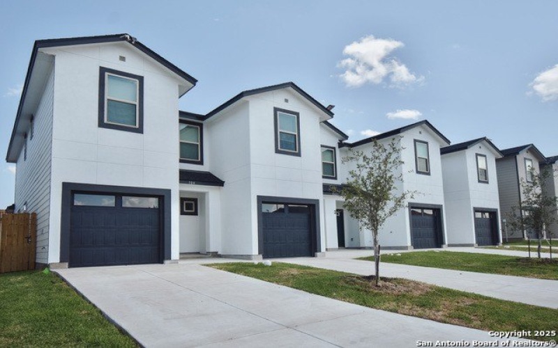 8311 Via Pisa, San Antonio, TX 78227, ,8 BathroomsBathrooms,Residential Multi Family,For Sale,8311 Via Pisa,1882643