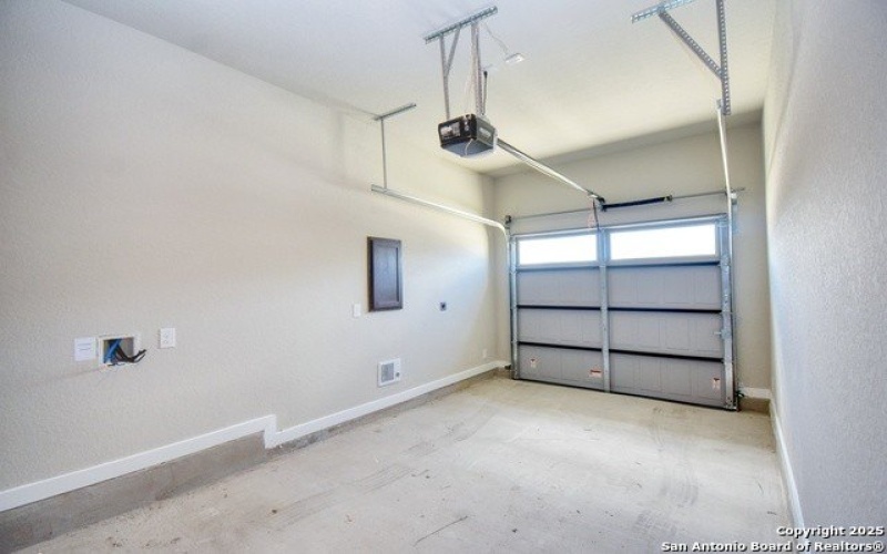 8311 Via Pisa, San Antonio, TX 78227, ,8 BathroomsBathrooms,Residential Multi Family,For Sale,8311 Via Pisa,1882643