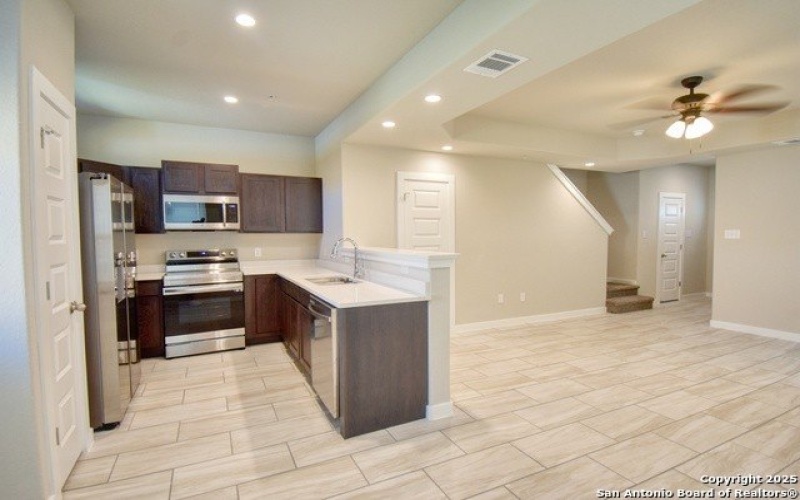 8311 Via Pisa, San Antonio, TX 78227, ,8 BathroomsBathrooms,Residential Multi Family,For Sale,8311 Via Pisa,1882643