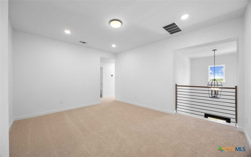 8616 Peristyle Drive, Austin, TX 78744, 4 Bedrooms Bedrooms, ,5 BathroomsBathrooms,Residential,For Sale,8616 Peristyle Drive,0,586036