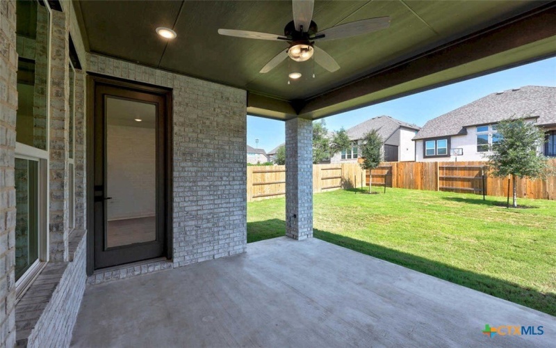 8616 Peristyle Drive, Austin, TX 78744, 4 Bedrooms Bedrooms, ,5 BathroomsBathrooms,Residential,For Sale,8616 Peristyle Drive,0,586036