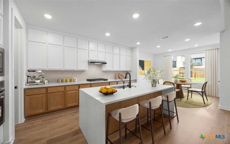 8616 Peristyle Drive, Austin, TX 78744, 4 Bedrooms Bedrooms, ,5 BathroomsBathrooms,Residential,For Sale,8616 Peristyle Drive,0,586036
