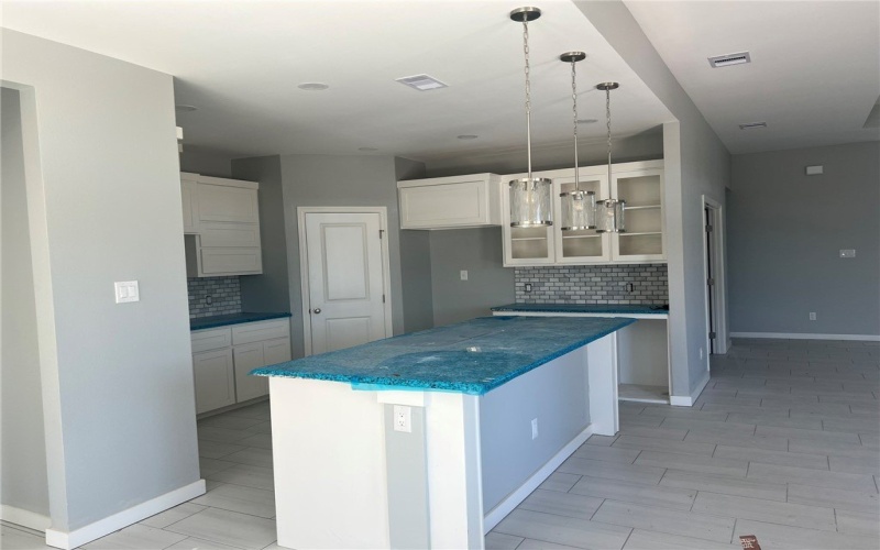 6865 La Salle Drive, Corpus Christi, TX 78414, 4 Bedrooms Bedrooms, ,2 BathroomsBathrooms,Residential,For Sale,6865 La Salle Drive,461746