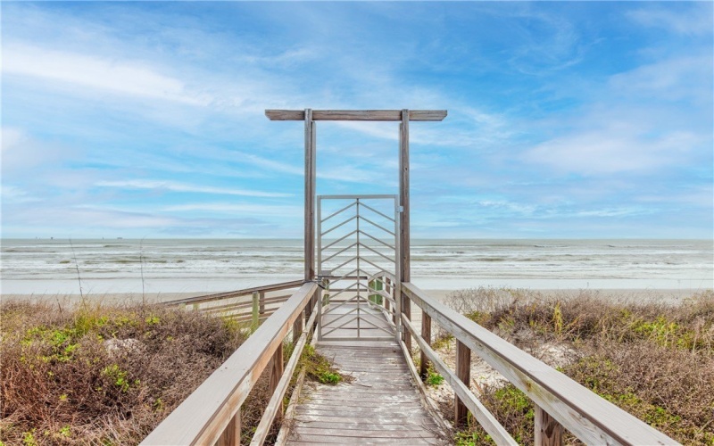 7538 La Concha Boulevard, Port Aransas, TX 78373, 4 Bedrooms Bedrooms, ,2 BathroomsBathrooms,Residential,For Sale,7538 La Concha Boulevard,461831