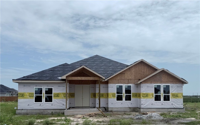 722 Mama Fefi Drive, Corpus Christi, TX 78414, 5 Bedrooms Bedrooms, ,3 BathroomsBathrooms,Residential,For Sale,722 Mama Fefi Drive,461852