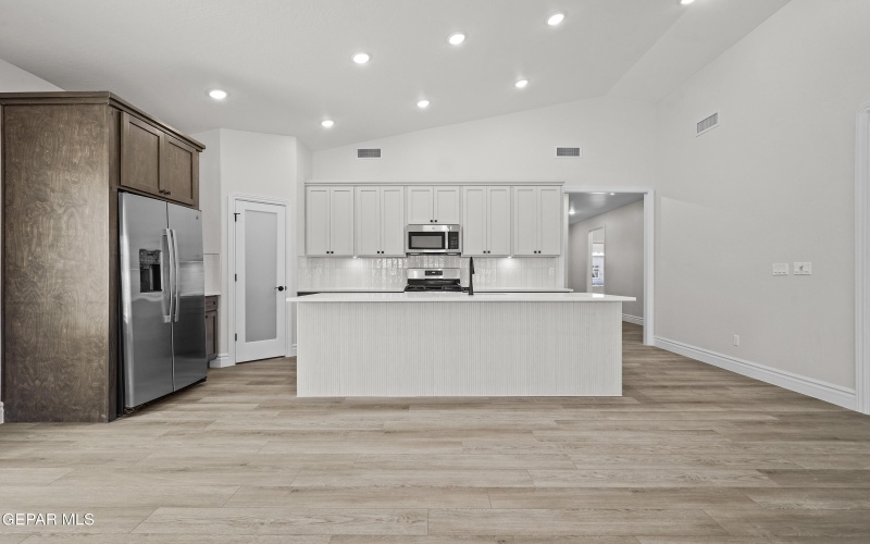 15157 Ambition Avenue, El Paso, TX 79938, 4 Habitaciones Habitaciones , ,2 BañosBaños,Residential,En Venta,15157 Ambition Avenue,926139