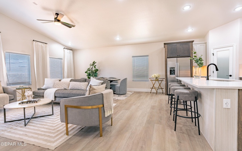15157 Ambition Avenue, El Paso, TX 79938, 4 Habitaciones Habitaciones , ,2 BañosBaños,Residential,En Venta,15157 Ambition Avenue,926139