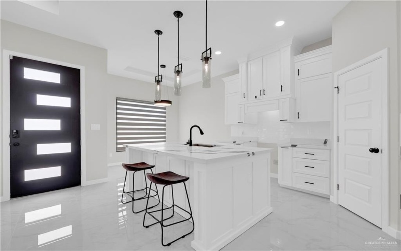 3604 E Diamondhead Avenue, Alton, TX 78573, 3 Habitaciones Habitaciones , ,2 BañosBaños,Residential,En Venta,3604 E Diamondhead Avenue,474295