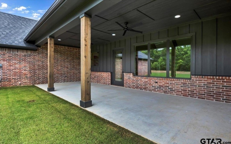 12400 Madison Xing, Bullard, TX 75757, 5 Bedrooms Bedrooms, ,3 BathroomsBathrooms,Residential,For Sale,12400 Madison Xing,25010553