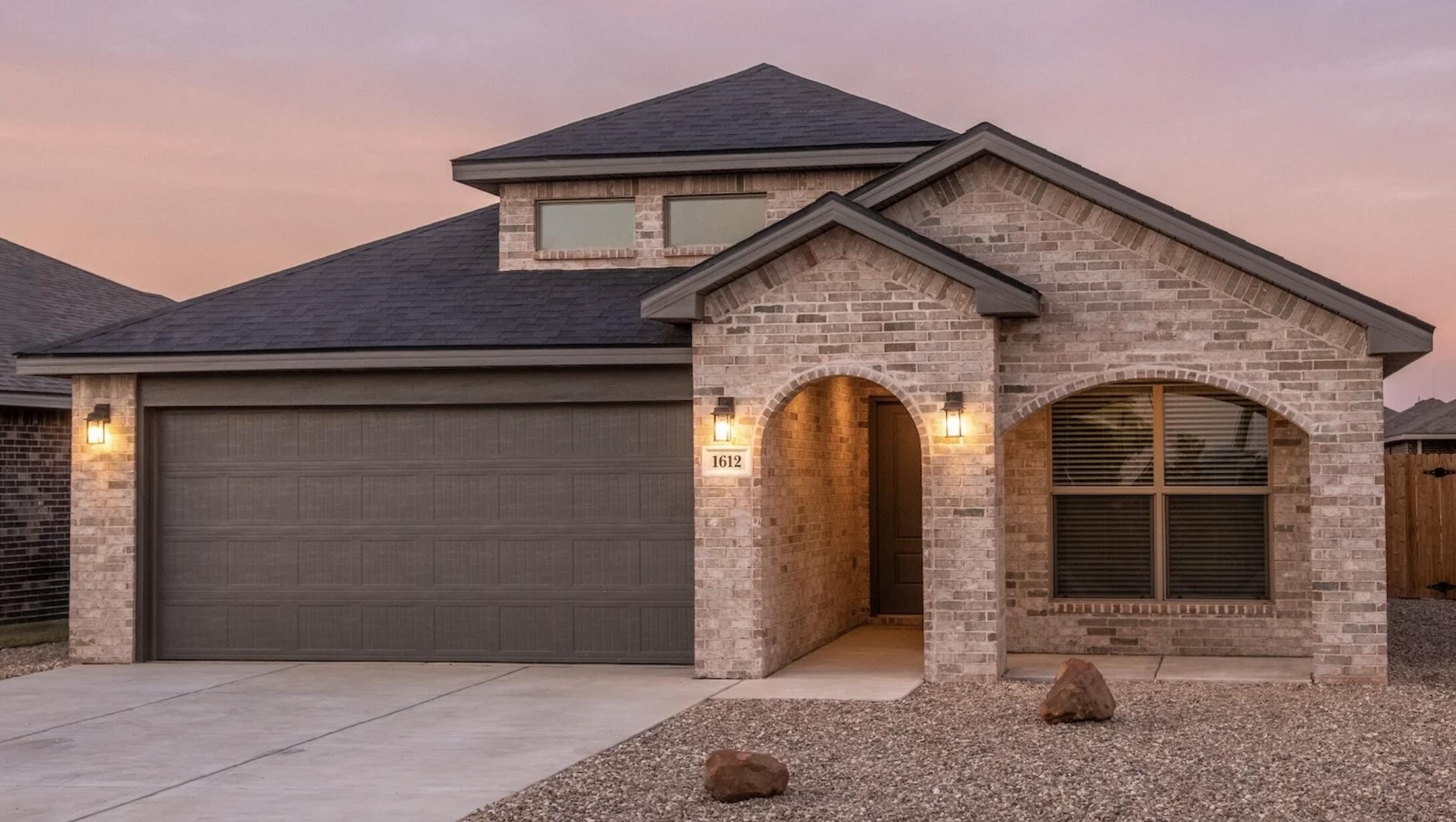 308 E 26th Street, Wolfforth, TX 79382, 4 Habitaciones Habitaciones , ,2 BañosBaños,Residential,En Venta,308 E 26th Street,202557556