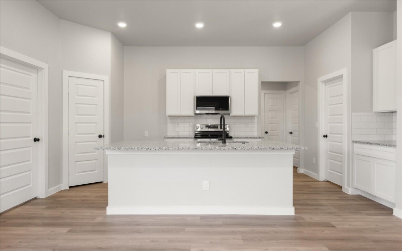 308 E 26th Street, Wolfforth, TX 79382, 4 Habitaciones Habitaciones , ,2 BañosBaños,Residential,En Venta,308 E 26th Street,0,202557556