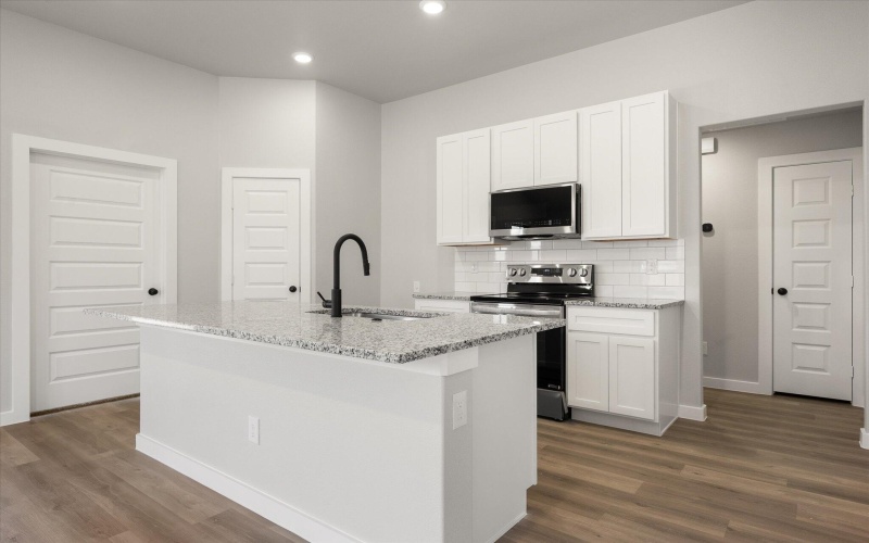 308 E 26th Street, Wolfforth, TX 79382, 4 Habitaciones Habitaciones , ,2 BañosBaños,Residential,En Venta,308 E 26th Street,0,202557556