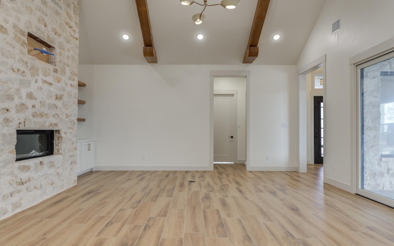 15014 Orlando Avenue, Lubbock, TX 79423, 4 Habitaciones Habitaciones , ,3 BañosBaños,Residential,En Venta,15014 Orlando Avenue,202557579