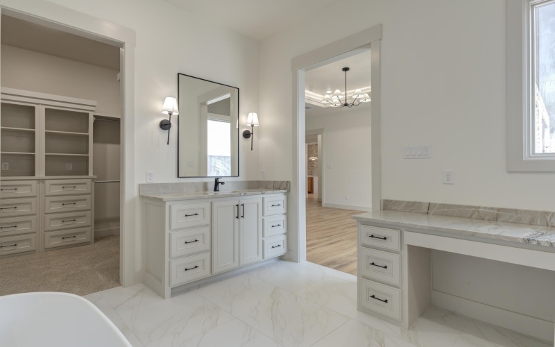 15014 Orlando Avenue, Lubbock, TX 79423, 4 Habitaciones Habitaciones , ,3 BañosBaños,Residential,En Venta,15014 Orlando Avenue,202557579