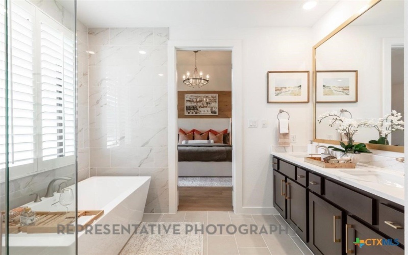 8601 Peafowl Street, Austin, TX 78744, 4 Bedrooms Bedrooms, ,5 BathroomsBathrooms,Residential,For Sale,8601 Peafowl Street,0,586085