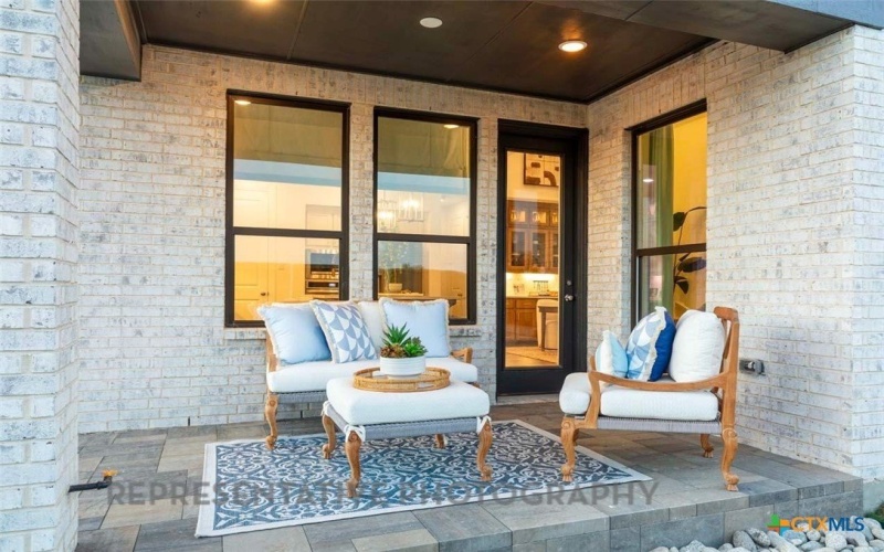 8704 Peristyle Drive, Austin, TX 78744, 4 Bedrooms Bedrooms, ,5 BathroomsBathrooms,Residential,For Sale,8704 Peristyle Drive,0,586097