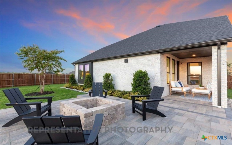 8704 Peristyle Drive, Austin, TX 78744, 4 Bedrooms Bedrooms, ,5 BathroomsBathrooms,Residential,For Sale,8704 Peristyle Drive,0,586097