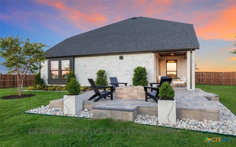 8704 Peristyle Drive, Austin, TX 78744, 4 Bedrooms Bedrooms, ,5 BathroomsBathrooms,Residential,For Sale,8704 Peristyle Drive,0,586097