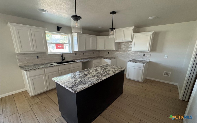 2516 Cowgirl Trail, Belton, TX 76513, 4 Habitaciones Habitaciones , ,2 BañosBaños,Residential,En Venta,2516 Cowgirl Trail,586156