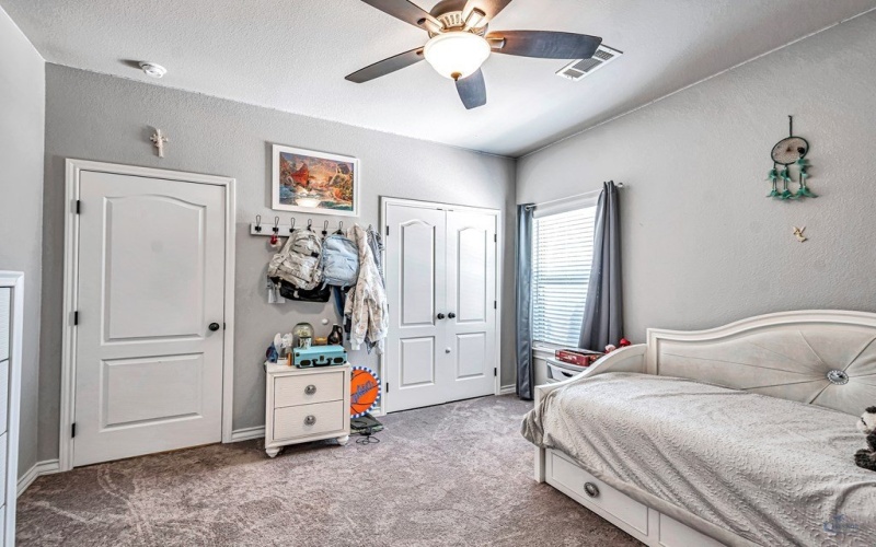 1320 S County Rd 1069, Midland, TX 79706, 4 Habitaciones Habitaciones , ,3 BañosBaños,Residential,En Venta,1320 S County Rd 1069,161562