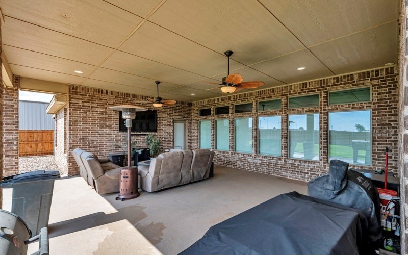 1320 S County Rd 1069, Midland, TX 79706, 4 Habitaciones Habitaciones , ,3 BañosBaños,Residential,En Venta,1320 S County Rd 1069,161562
