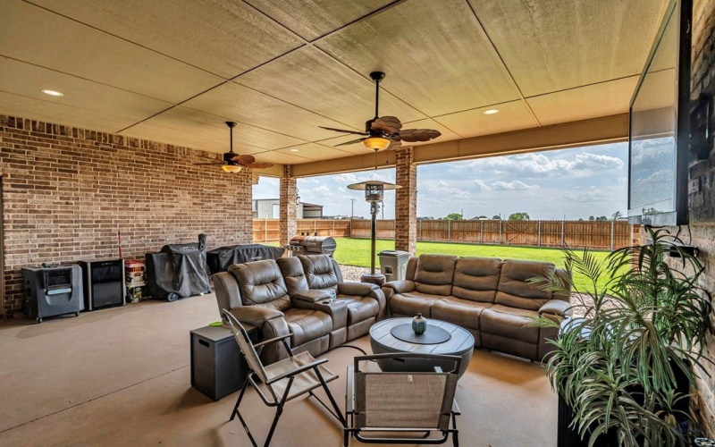 1320 S County Rd 1069, Midland, TX 79706, 4 Habitaciones Habitaciones , ,3 BañosBaños,Residential,En Venta,1320 S County Rd 1069,161562