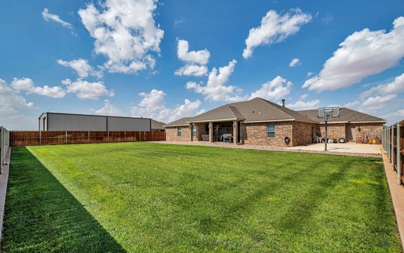 1320 S County Rd 1069, Midland, TX 79706, 4 Habitaciones Habitaciones , ,3 BañosBaños,Residential,En Venta,1320 S County Rd 1069,161562
