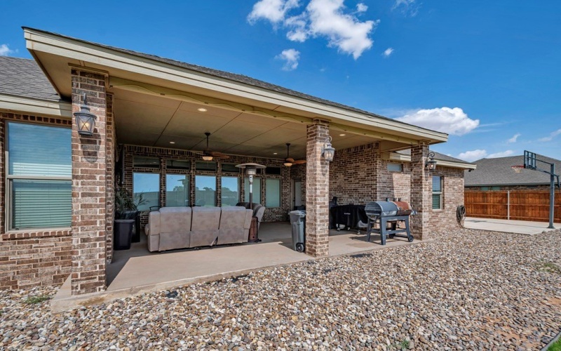 1320 S County Rd 1069, Midland, TX 79706, 4 Habitaciones Habitaciones , ,3 BañosBaños,Residential,En Venta,1320 S County Rd 1069,161562