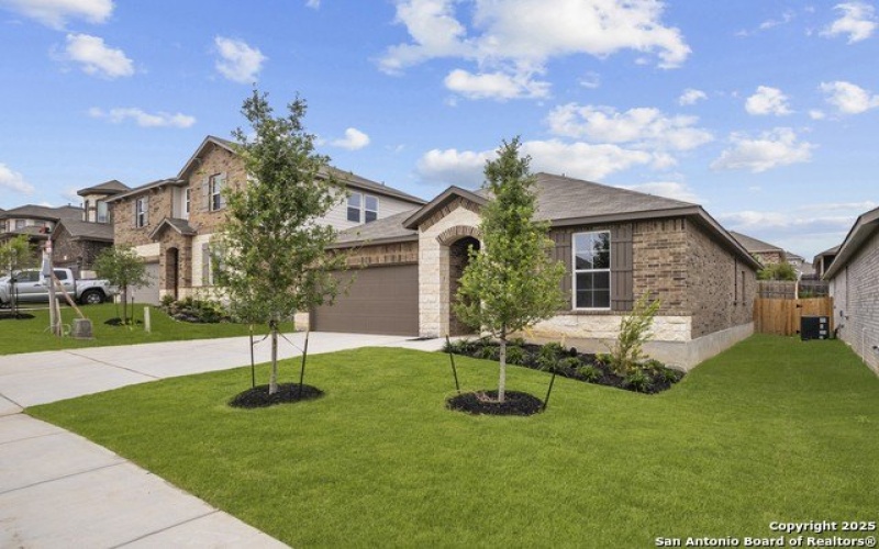 6807 Comanche Band, San Antonio, TX 78233, 3 Bedrooms Bedrooms, ,2 BathroomsBathrooms,Residential,For Sale,6807 Comanche Band,0,1820342