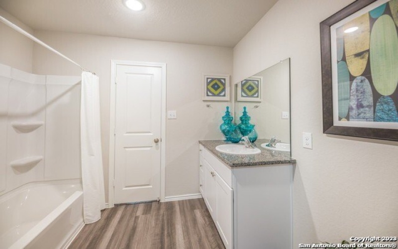 7825 Wonder Woman Dr, Corpus Christi, TX 78414, 4 Bedrooms Bedrooms, ,2 BathroomsBathrooms,Residential,For Sale,7825 Wonder Woman Dr,1882836