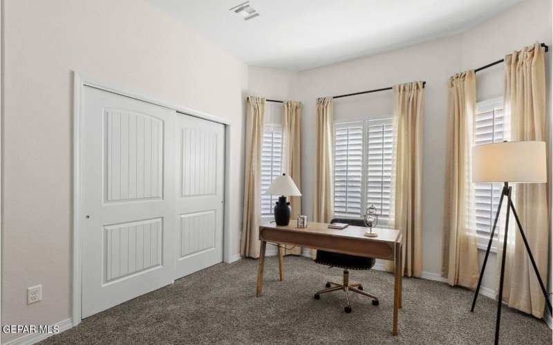 159 White Oaks Trail, Sunland Park, NM 88063, 4 Habitaciones Habitaciones , ,2 BañosBaños,Residential,En Venta,159 White Oaks Trail,905443