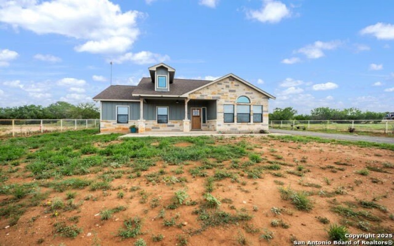 7306 tiff nicole, Von Ormy, TX 78073, 3 Habitaciones Habitaciones , ,2 BañosBaños,Residential,En Venta,7306 tiff nicole,1882864