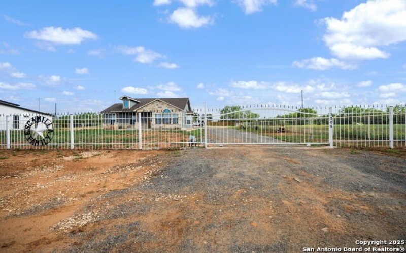 7306 tiff nicole, Von Ormy, TX 78073, 3 Habitaciones Habitaciones , ,2 BañosBaños,Residential,En Venta,7306 tiff nicole,1882864