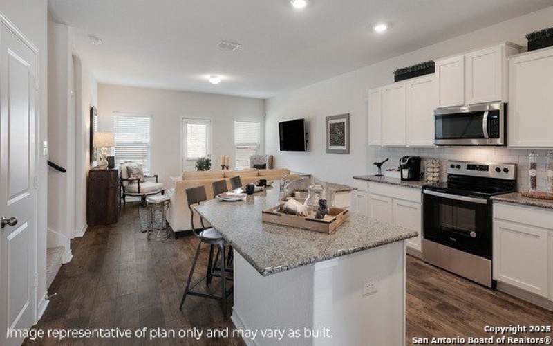619 Sumpter Banks, Cibolo, TX 78108, 5 Habitaciones Habitaciones , ,3 BañosBaños,Residential,En Venta,619 Sumpter Banks,1882933